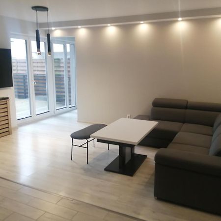 Nowoczesny Apartament Z Duzym Tarasem, 2 Pokoje Neustettin Exterior foto